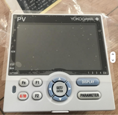 Controlador de temperatura digital Yokogawa UT35A Original Novo