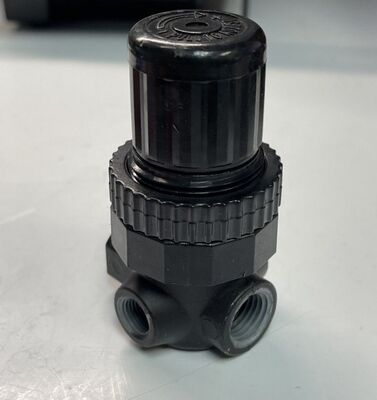Norgren R07-100-RNKA Air Regulator with 1/8 PTF Port Size Knob Adjustment and 20 bar Maximum Inlet Pressure