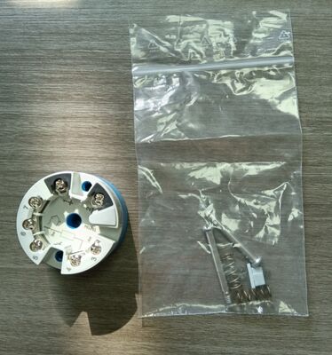 Transmissor de temperatura 100% original E+H TMT84-A1A2A com classificação IP65 e construção de aço inoxidável