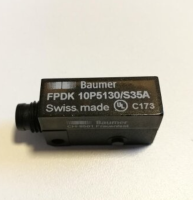 Baumer Photoelectric Retro-reflective Sensor with Pulsed Red LED 3.5 m Range and M8 4-pin Connector